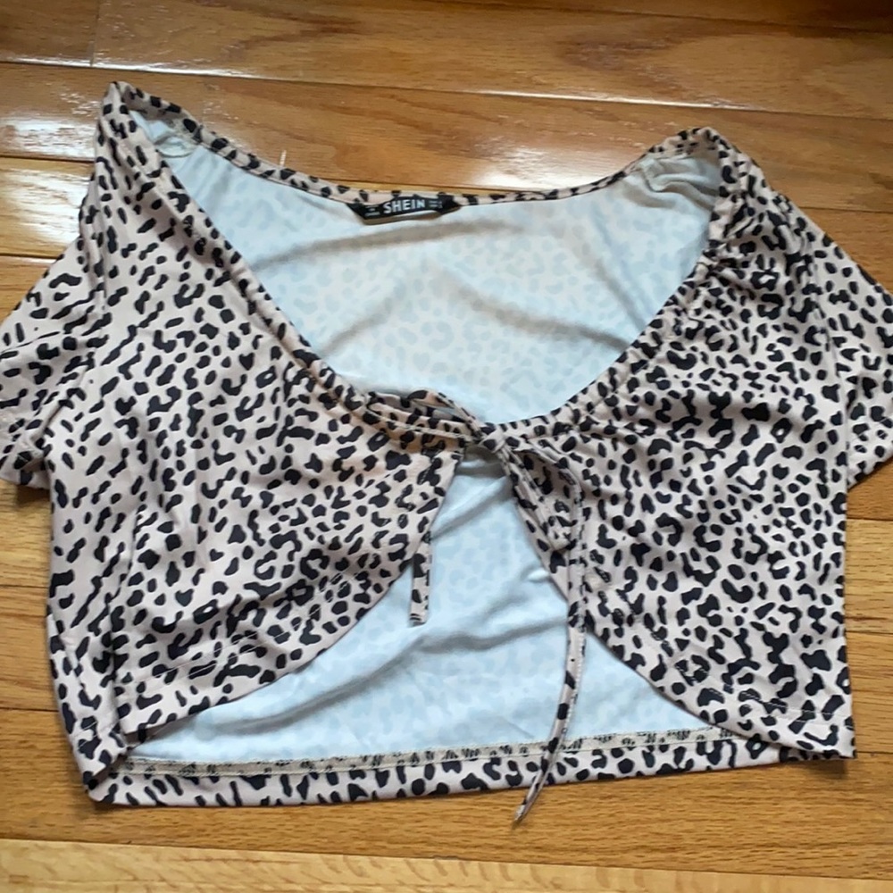 Tie front top